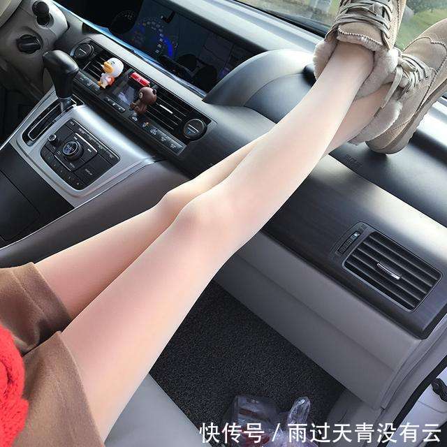 性感“光腿神器”, 穿了比没穿好看100倍, 把腿显得又细又长