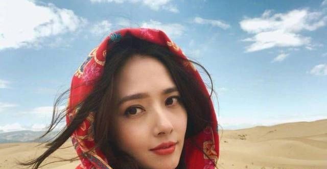 「杨颖」戚薇中韩混血，杨颖中德混血，包贝尔呢