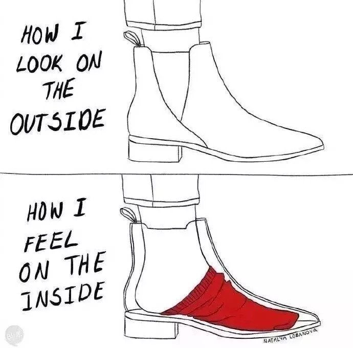 露脚踝过时了?今年秋天露袜子才是真时髦!