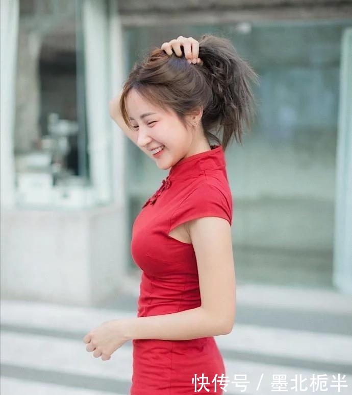 【气质】大色旗袍，收腰包臀，美丽小姐姐，秀出少女丰满气质