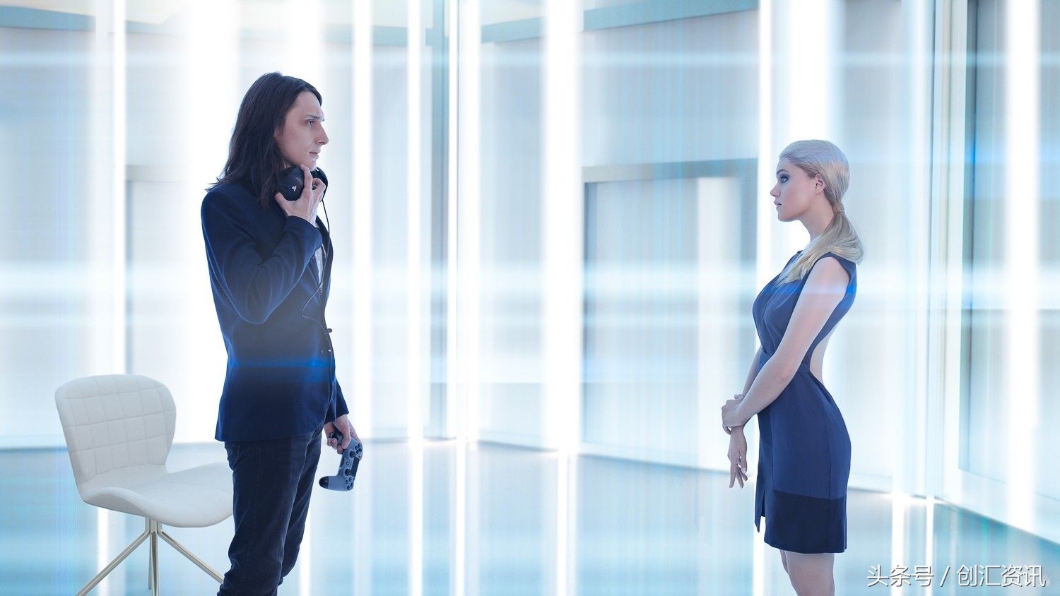 腰线诱人曲线完美，上半身完美女友啊