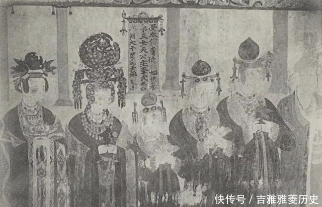 敦煌旧影法国人拍下被破坏前的敦煌莫高窟，美的令人心碎