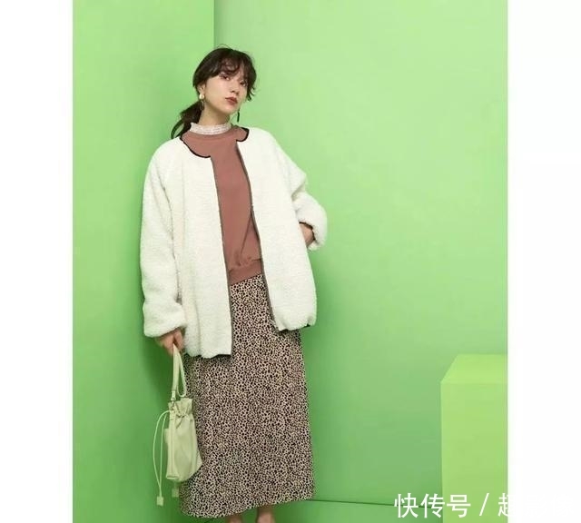 卫衣■卫衣这样穿才不会无聊!
