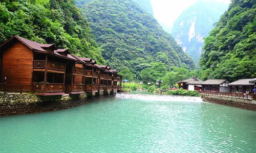 中国“最悲惨”的两个5A景点，因商业化太多被摘牌，至今没能恢复