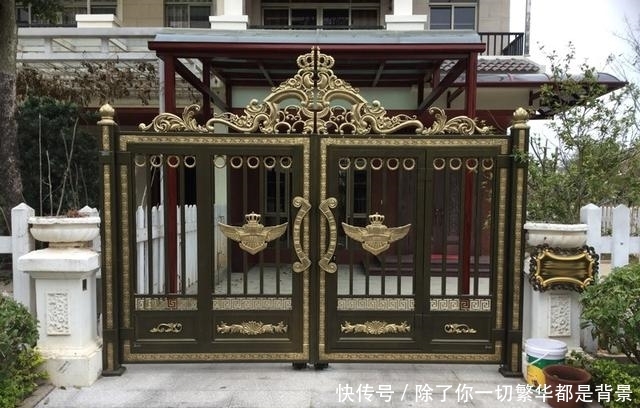 妩媚动人■欧式庭院设计效果图:最妩媚动人的庭院大门!