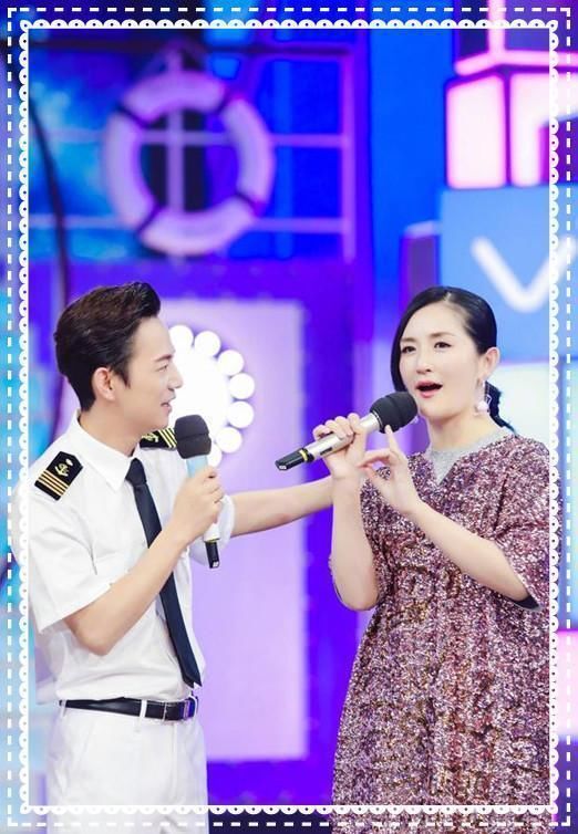 当谢娜撞衫黄灿灿的那一刻，我才知道为什么都说没对比就没伤害