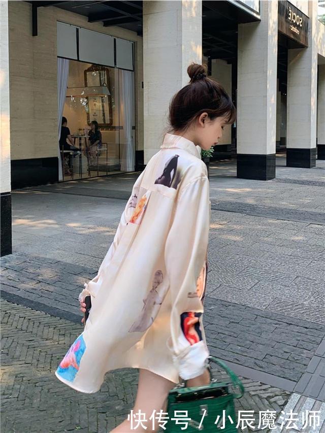  『试试』女人一旦35，别舍不得打扮！试试“仙女衫”，时尚百搭又减龄