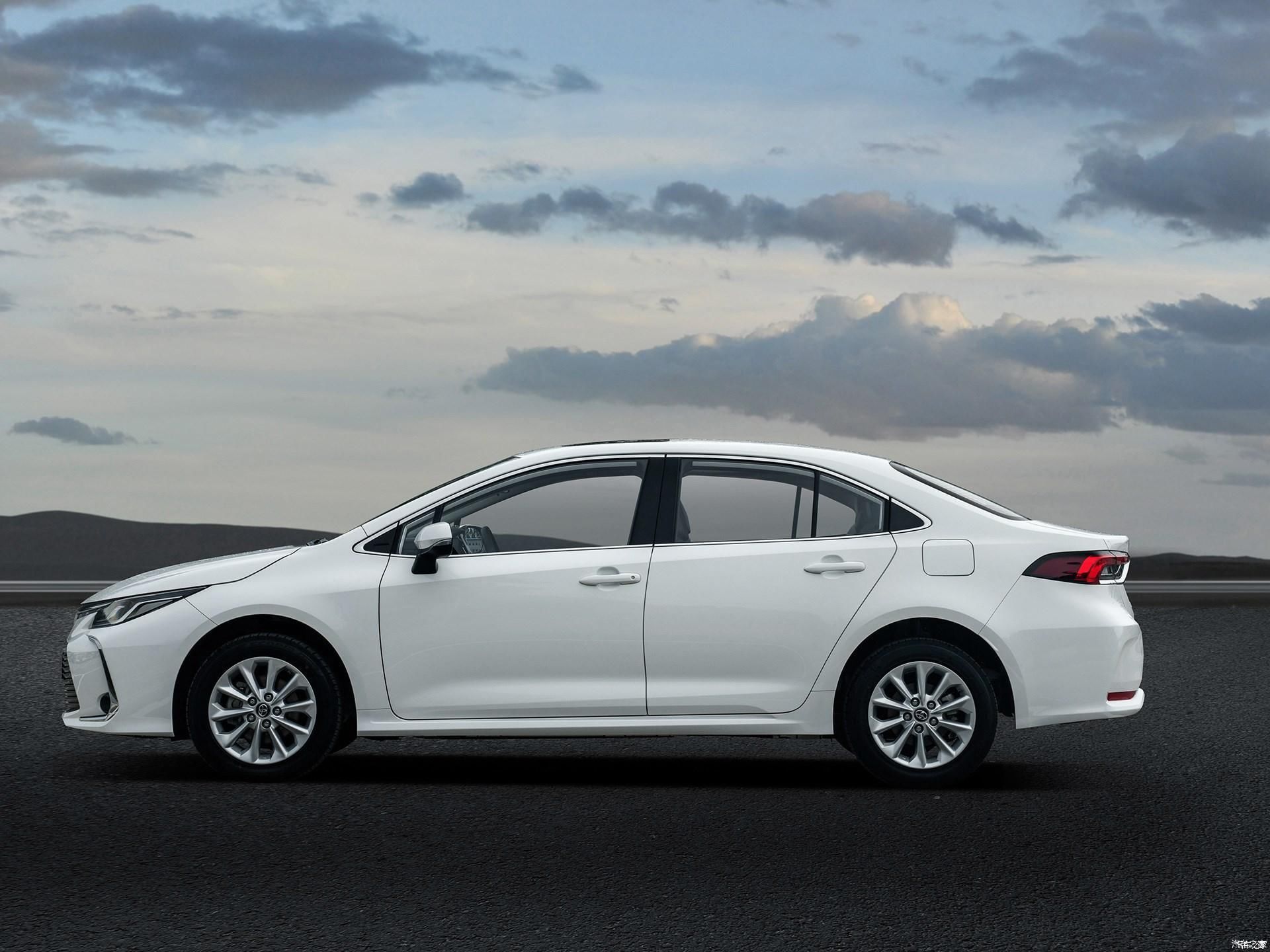 「紧凑」15万德日紧凑A级车对决,卡罗拉和速腾的差别不止是外形