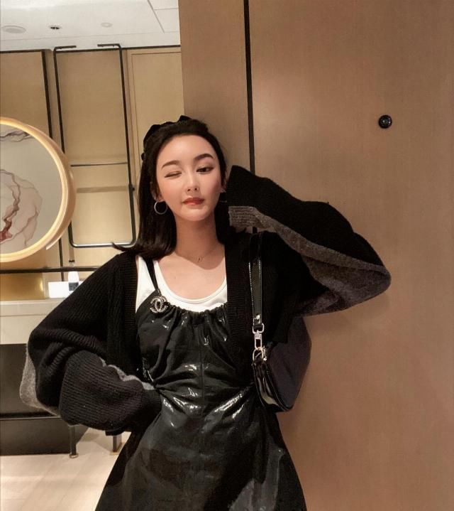  『选择一些』韵味十足的漂亮小姐姐，十款舒服又时尚潮流穿衣搭配，尽展不同寻常的艺术美