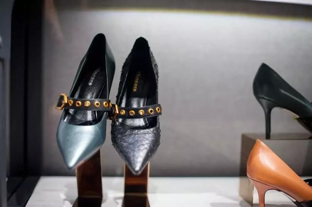 太划得戳！1000元买五双美鞋！成都的秋天去这买鞋就对了！
