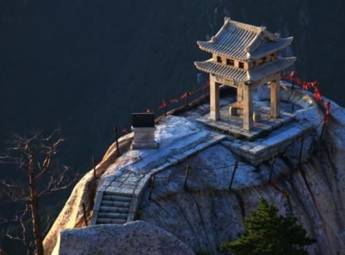 华山不止有长空栈道,还有这三大“怪象”,至今都没有合理解释!