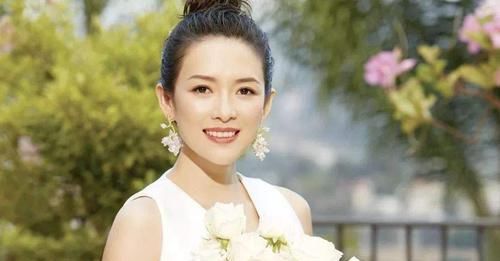  [小气]奔五的女人再节省这4处也不能“小气”，要不然很容易显“老土”