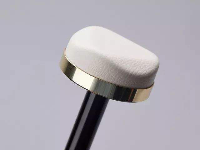 真男人，敢于打太阳伞