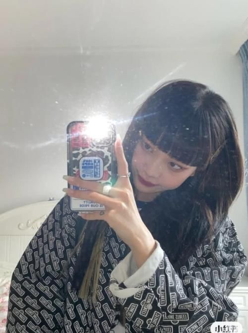  气质■身高160以下的女生，最好避开这三种发型，不仅没气质还很显矮
