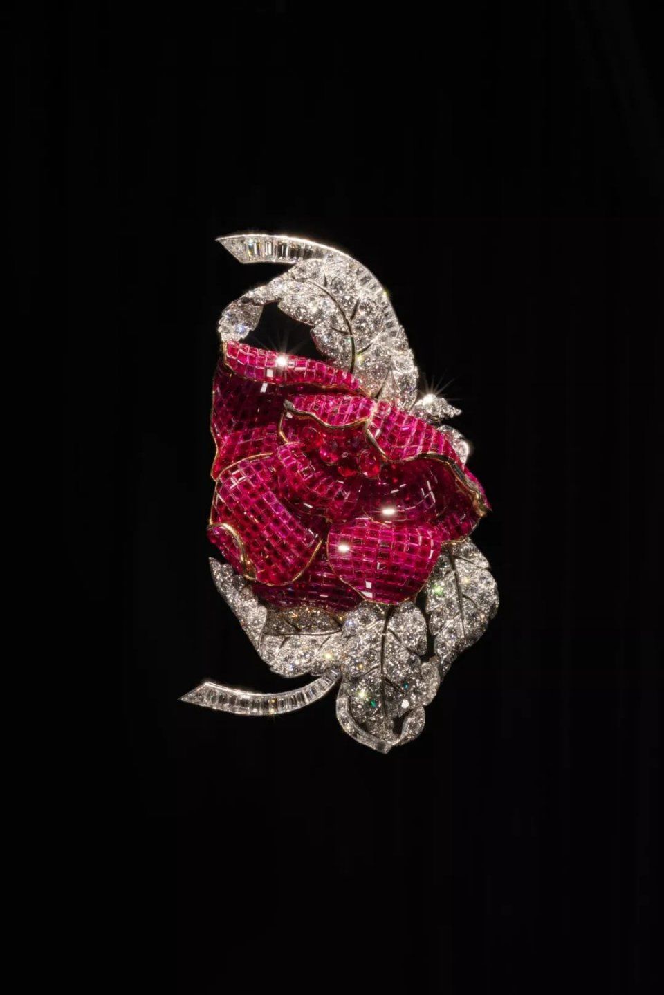 传奇| 八段婚姻和盛世美颜不是重点,她的珠宝才让人大开眼界