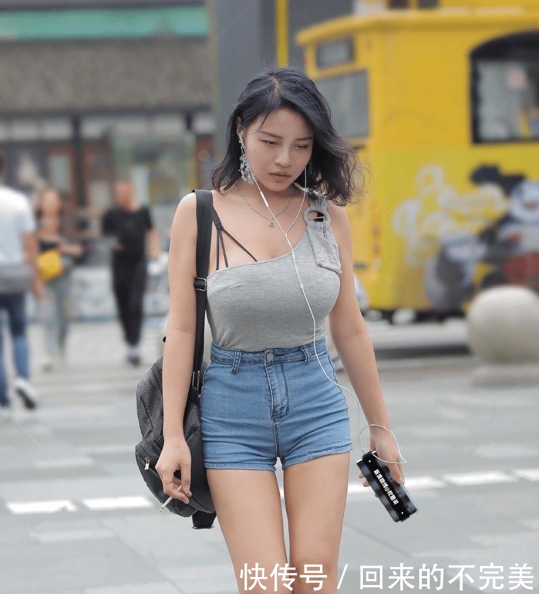  [增加了女]微胖身材也要穿出时髦感，单品选择更要有技巧，时尚造型凹起来！