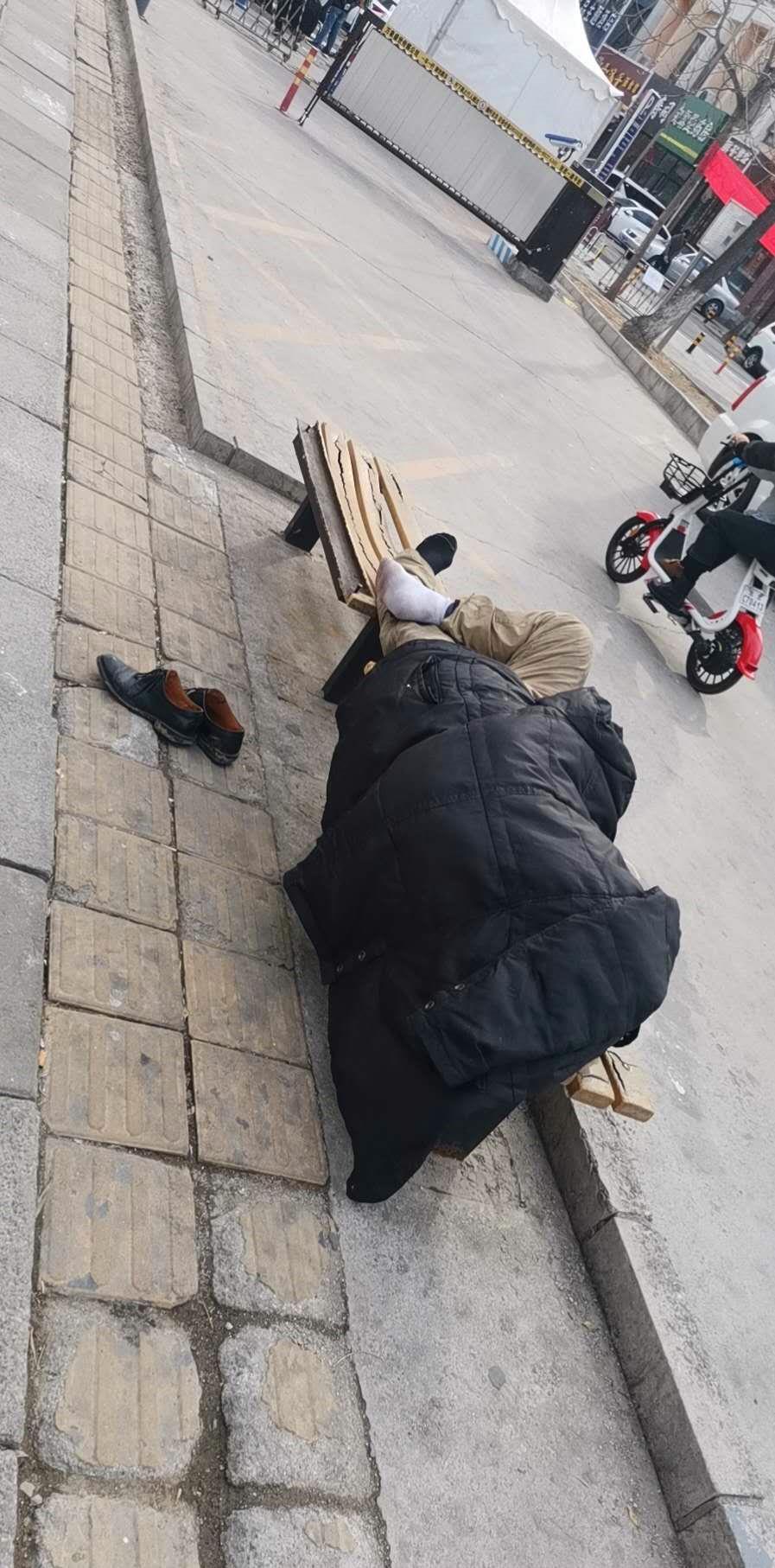 「告诉」每日一笑:想喝珍珠奶茶,告诉老板多放珍珠,结果……