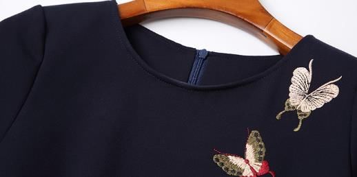 扎心了!月入过万的姑妈,从不穿真丝,只穿这女装,美的一愣一愣