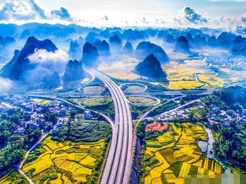 国内一条公路在国外走红,英国媒体称它为全球最美公路,没有之一