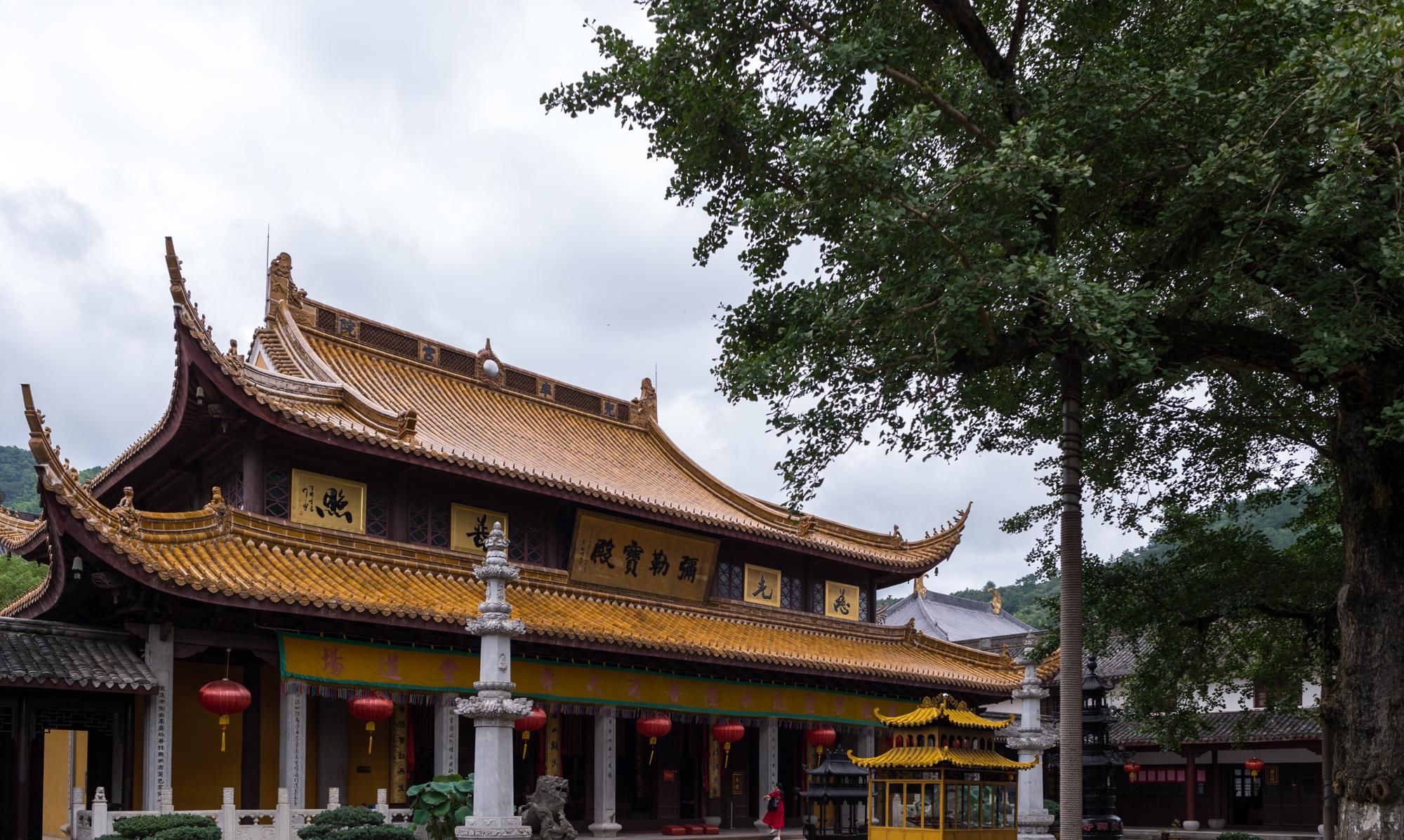 最有争议的一座佛教五大名山，最终被央视正名，很多游客却不知道