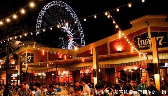 中国游客去泰国,看到夜市“中文提示牌”!游客:再也不来了