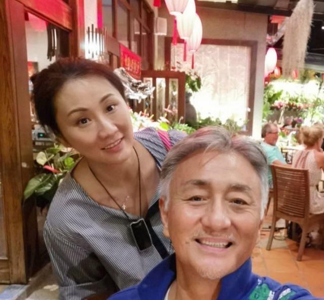  [豪宅]月掷万金TVB人气男星为老婆一句话即租下五千呎无敌海景豪宅