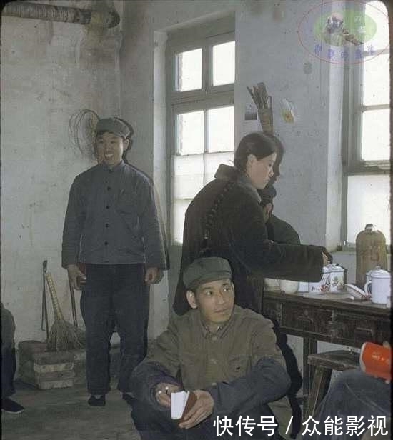 罕见老照片：看看上世纪70年代的中国什么样子，充满时代特色！