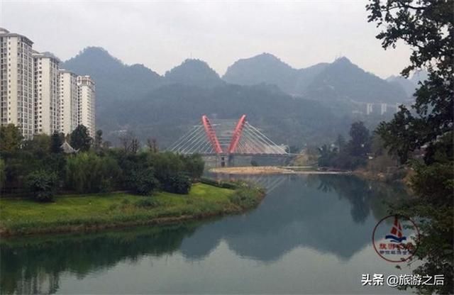 你知道荔波古镇吗？不一样的古韵，好像穿越到东南亚的某座城市