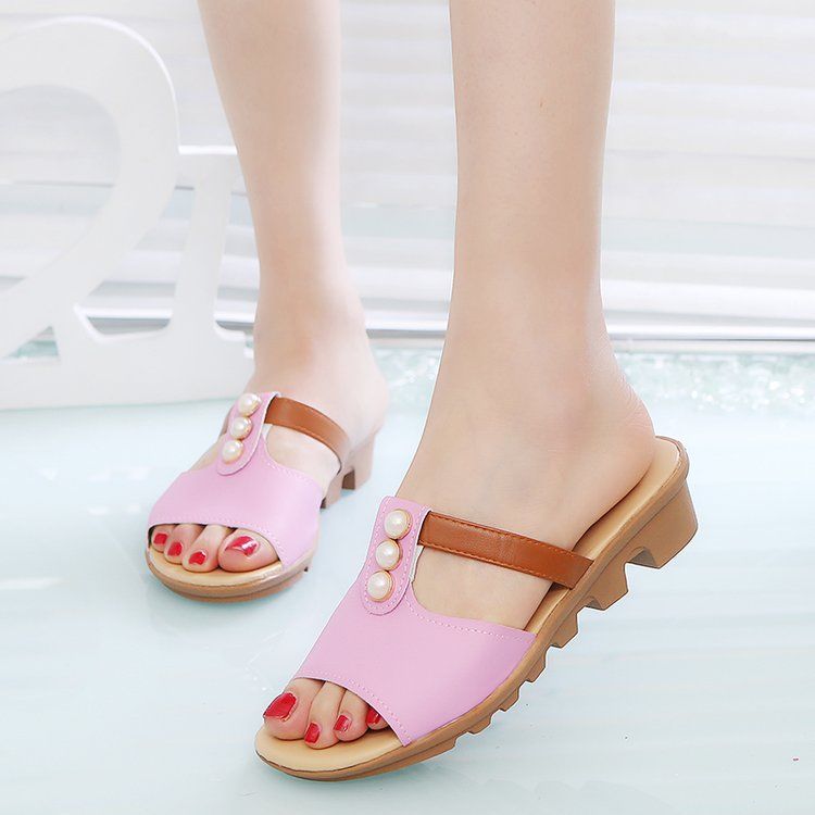 凉鞋鞋已经出局了，今夏超流行这几款一字拖，谁穿谁时髦