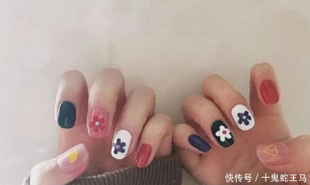 美甲■2020年流行的5种美甲款式,款款温柔又好看,还特显手白!