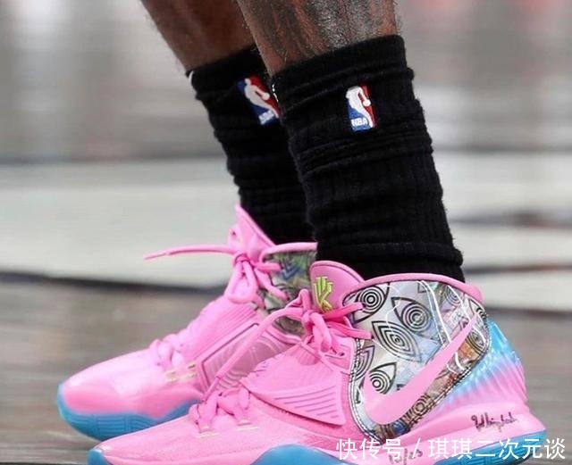『球员』NBA球员上脚:欧文这赛季穿的球鞋,这些配色很有纪念意义!