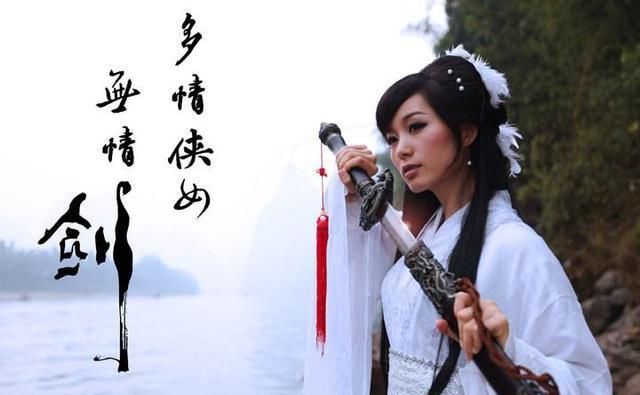  「肖属蛇」3月中下旬黑云消散，好运来财神爷附身，和气生财，幸福快乐多多的