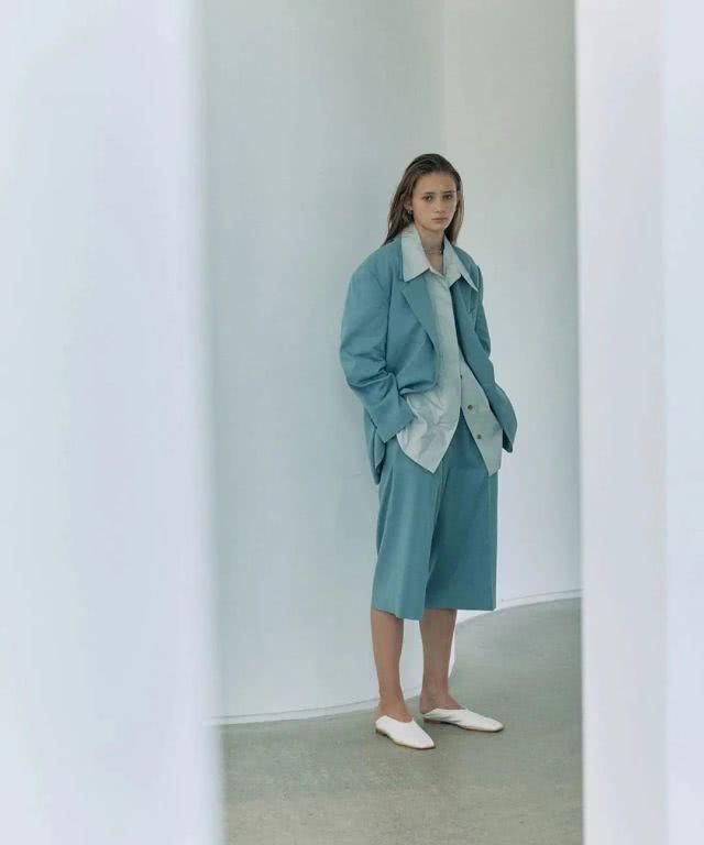 #春夏#2020春夏,穿上让自己放松的裤子