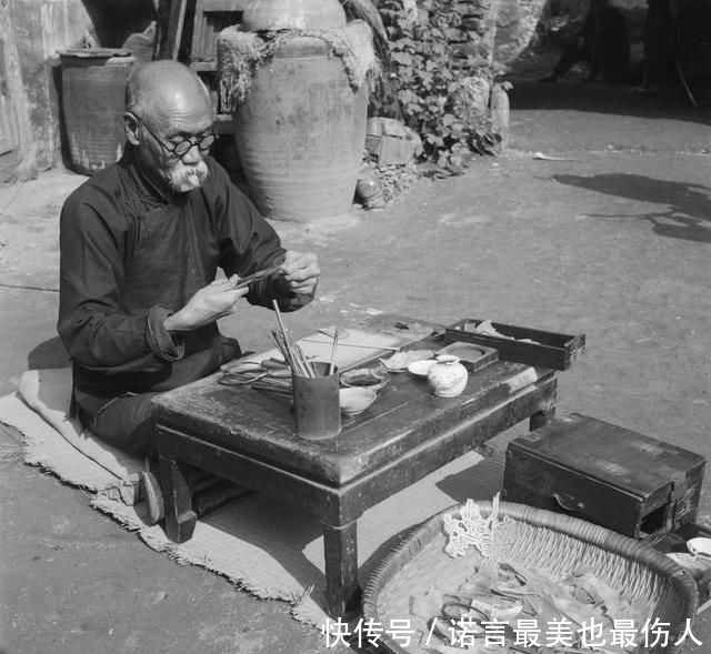  『国宝级』这位带刀的白胡子老人，若生活在现在，可能是国宝级人物