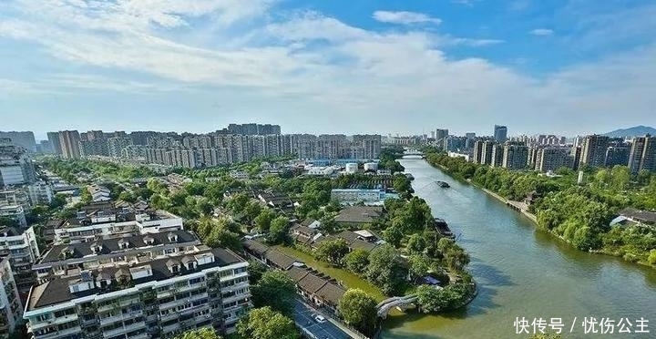 杭州豪宅界的金字塔,据说业主平均资产达30亿