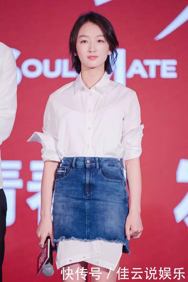 衬衫比短裙长不好看？超模何穗奚梦瑶却都在穿，网友：这是时尚