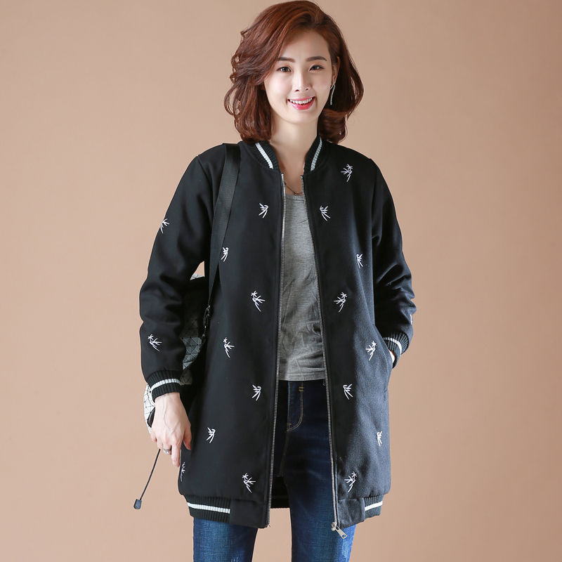 一场秋雨一场寒，今年流行的毛呢外套，简单精致，老婆一下买5套