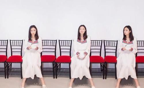 「黑色乐福鞋」扔掉高跟鞋,试试'裙子+平底鞋',这才是今春王炸CP