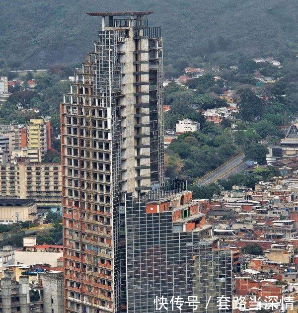 一栋45层的“烂尾楼”，没有电梯，如今成世界上最高的贫民窟！