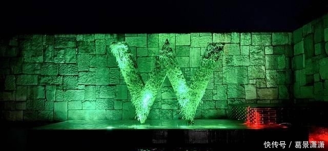 那一刻:在600多平的别墅房睡一晚是啥感觉?推开门那一刻就知道没白来