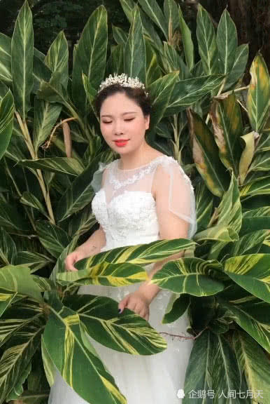 胖新娘拍婚纱照，心机摄影师一招让她瘦三十斤，成片美得不行