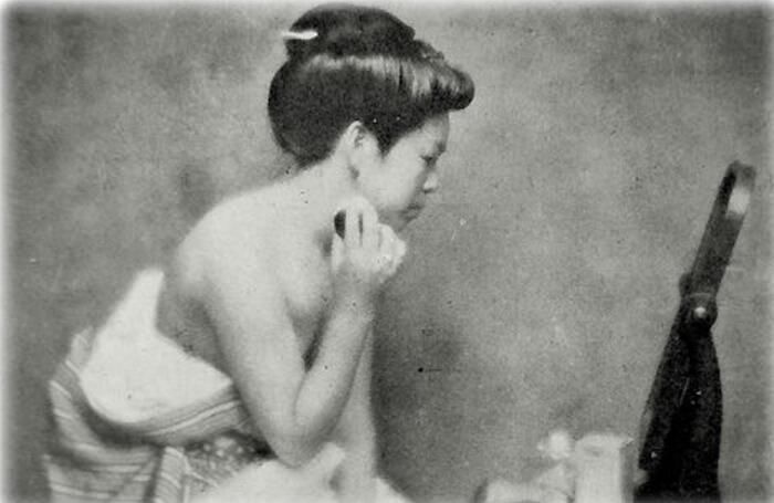 老照片:是谁彻底改变了日本女人的“僵尸脸”?