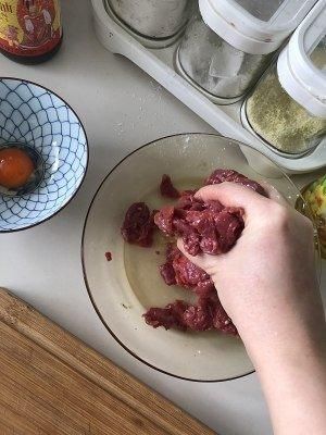  【小炒】吃不够的牛肉菜谱，湘味小炒黄牛肉，美味下饭，让人赞不绝口