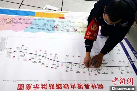  防洪点@贵州：铁路警方运用“科技+”确保汛期山区铁路行车安全