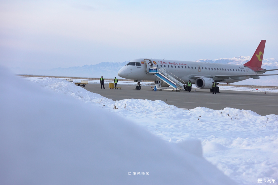 冬季新疆那拉提玩雪全攻略，水墨雪域画中游