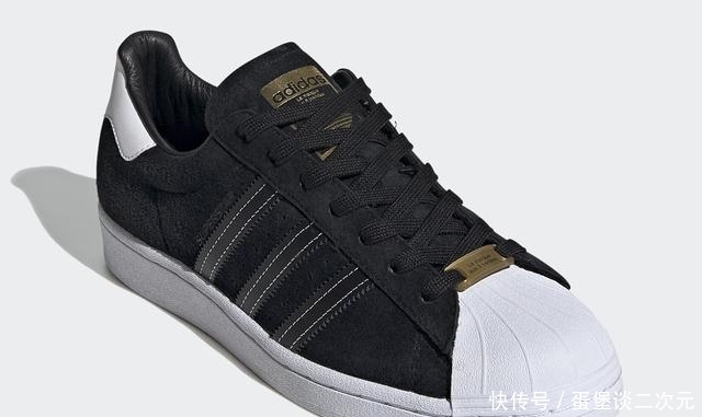 烫金■黑色烫金低调奢华!全新贝壳头 Superstar 下月发售