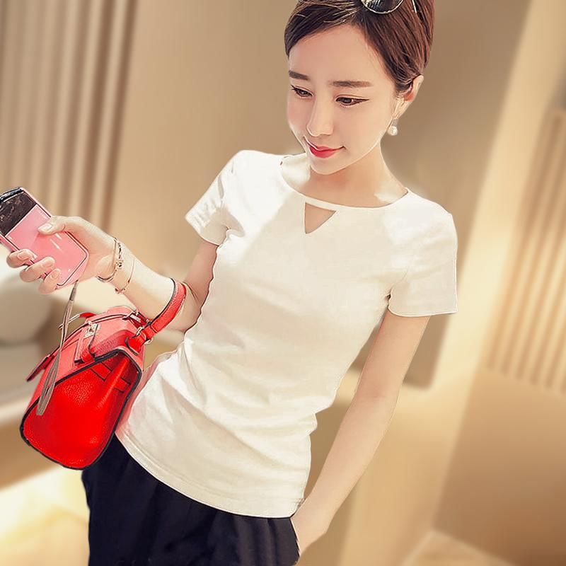 女人一定要有女人味，出门换上这些搭配，美丽时尚又迷人