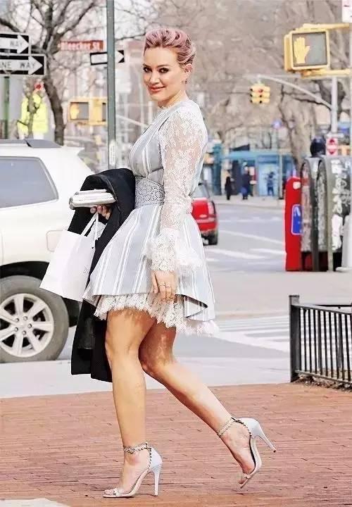 120斤还能穿得这么美，因为她知道衣服要这样搭！