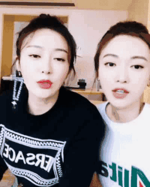 秦岚15年前被喷绿茶婊，如今“白月光”霸气回应整容谣言再度翻红