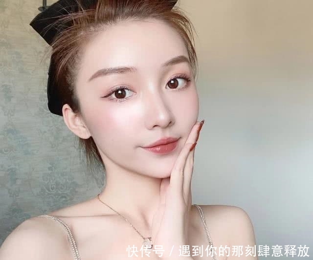 皮肤@皮肤好的女生,这几件事每天都做,坚持一个星期,皮肤嫩白一个度